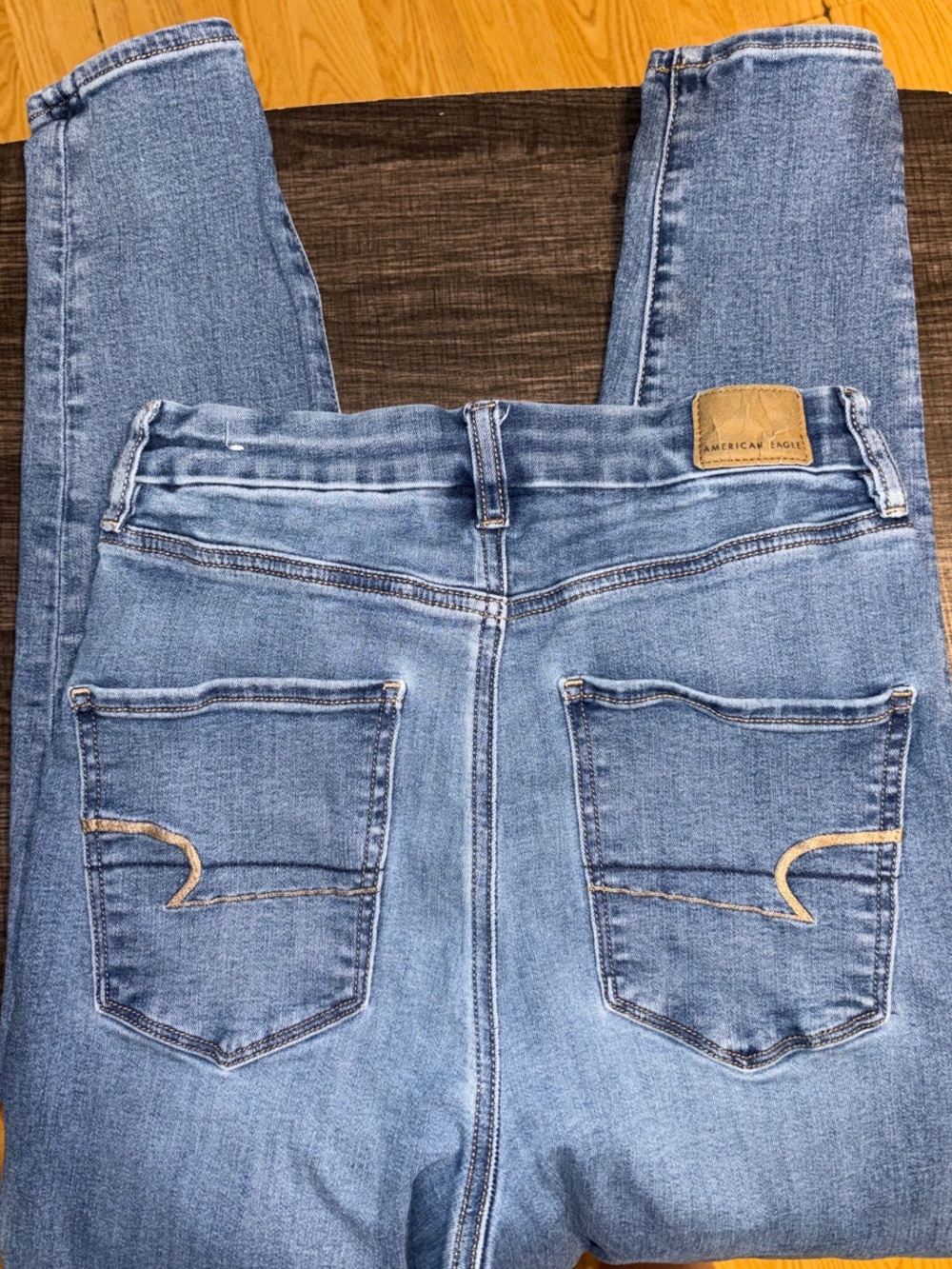 American Eagle Women's Stretch Jeans - Classic Back Pocket Detail